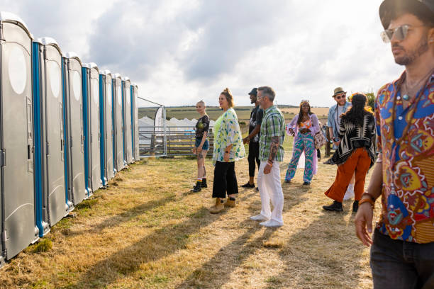 Best Standard Portable Toilet Rental in Alorton, IL